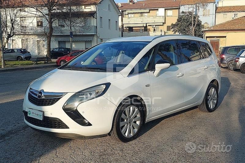 Usata Opel Zafira Tourer Cosmo 150 CV (110 kW) 2014 Bianco Monovolume