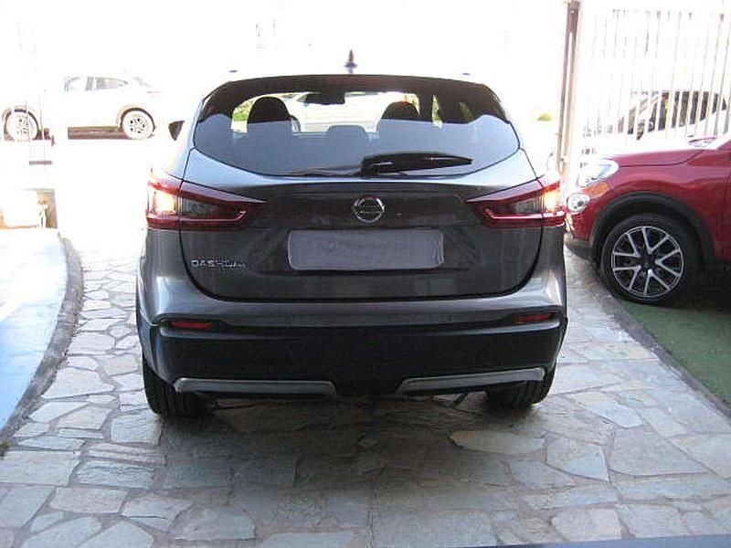 Usata Nissan Qashqai N-Connecta 140 CV (102 kW) 2021 Grigio SUV