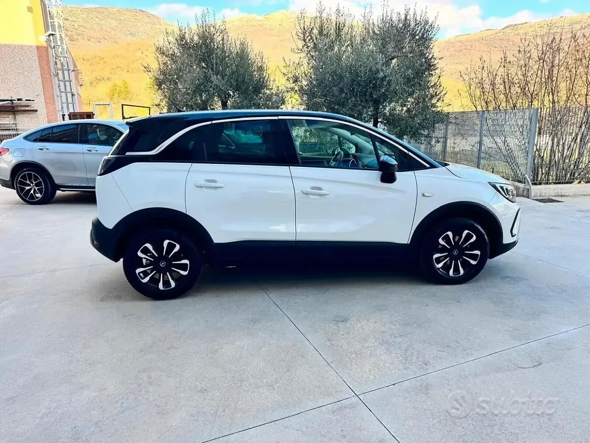 Usata Opel Crossland X Elegance 131 CV (96 kW) 2024 Bianco SUV