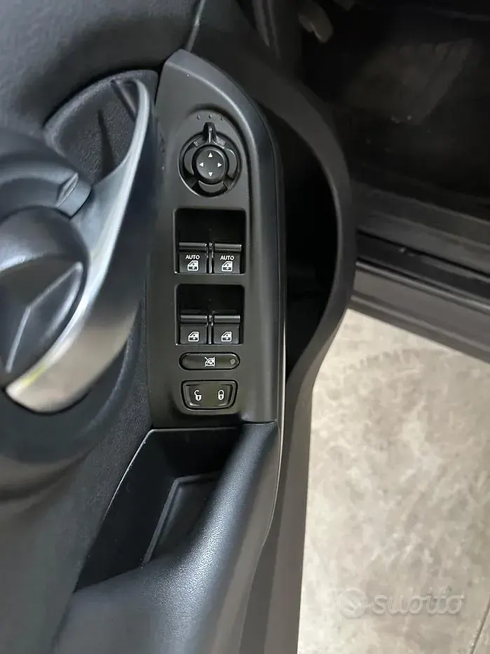 Usata Fiat 500X Club 95 CV (69 kW) 2022 Nero SUV