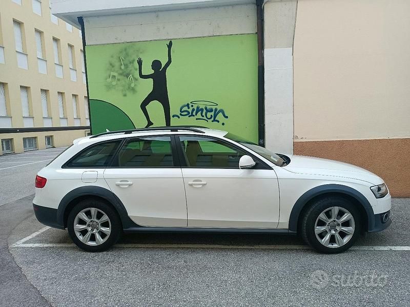 Usata Audi A4 Allroad 177 CV (130 kW) 2012 Bianco Station wagon