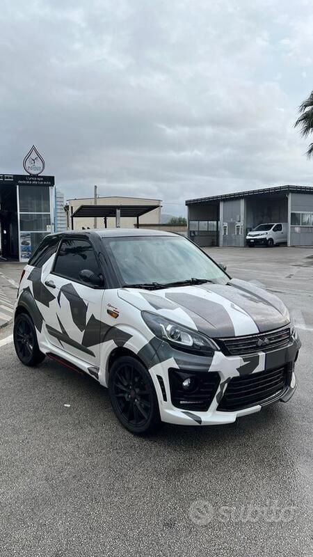 Bianco Usata 2021 Ligier JS50 Due volumi | 10.000 € (Buon prezzo) - Immagine 1/4