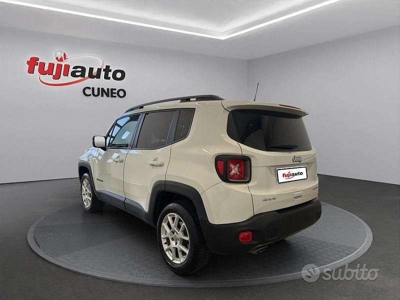 Usado Jeep Renegade Limited 140 CV (102 kW) 2019 Blanco SUV