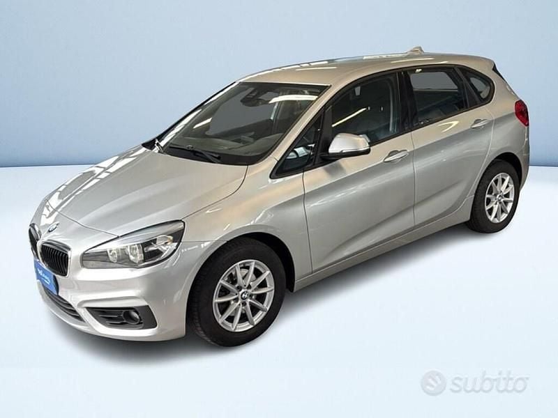 Usata BMW 218 Active Tourer Advantage 136 CV (100 kW) 2016 Argento metallizzato Monovolume