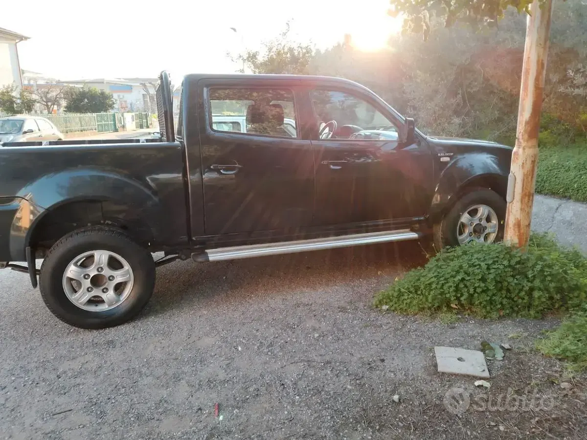 Usata Tata Xenon 150 CV (110 kW) 2011 Nero Pick-up