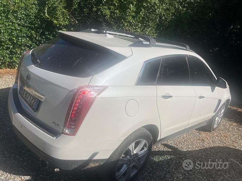 Bianco Usata 2015 Cadillac SRX SUV | 6000 € - Immagine 1/1