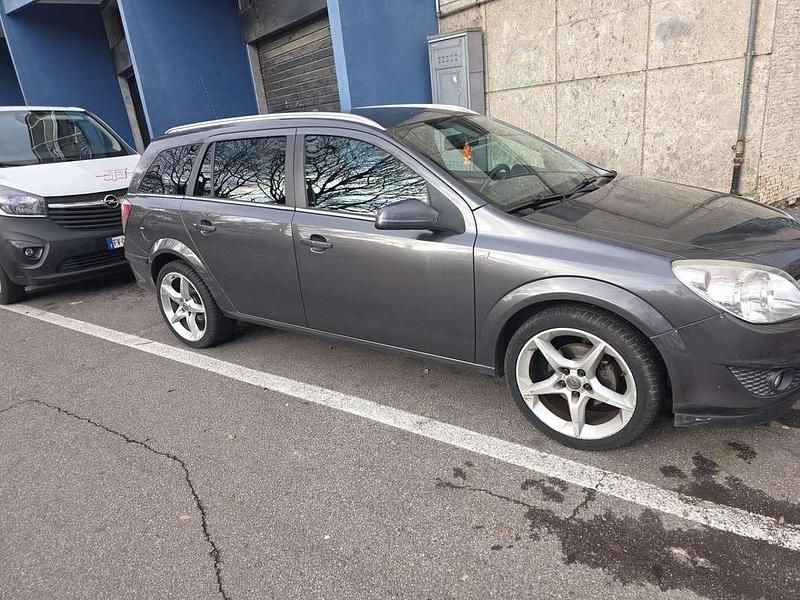 Usata Opel Astra Enjoy 90 CV (66 kW) 2009 Station wagon