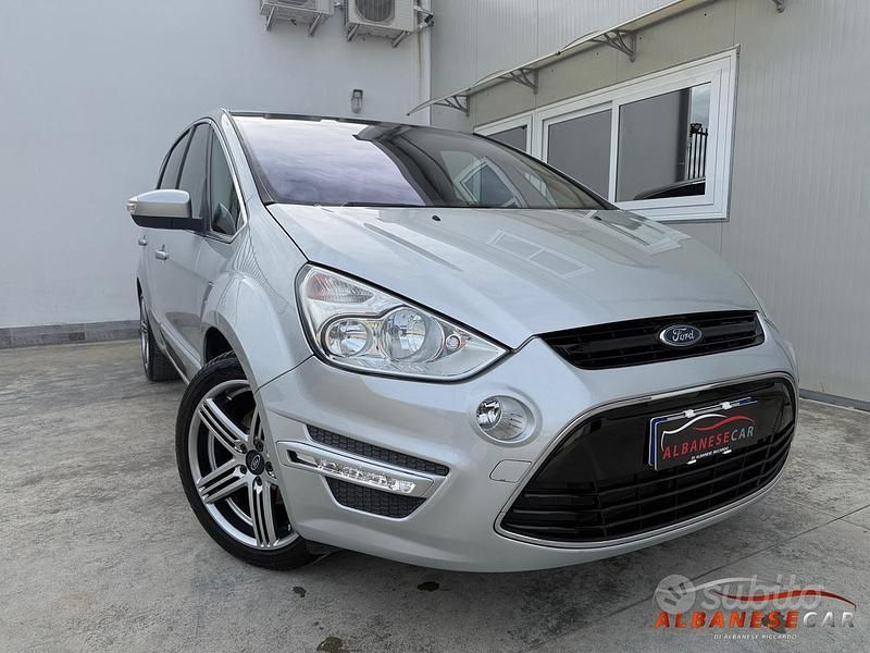 Usata Ford S-MAX Titanium 163 CV (119 kW) 2013 Grigio Monovolume
