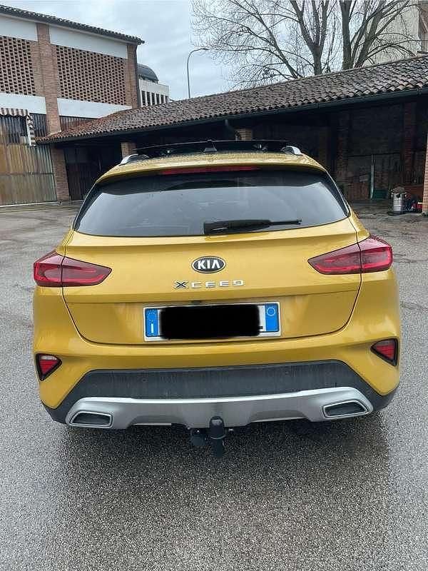 Usata Kia XCeed Plus 204 CV (150 kW) 2019 Oro SUV
