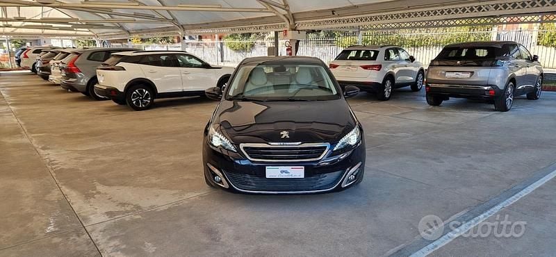 Usata Peugeot 308 Allure 116 CV (85 kW) 2014 Blu Berlina
