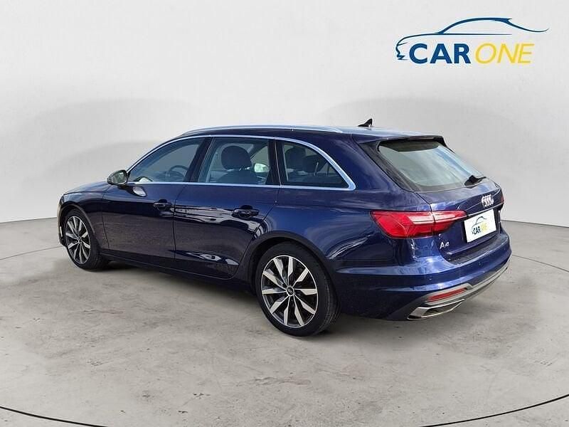 Usata Audi A4 Ambiente 136 CV (100 kW) 2023 Blu/azzurro Station wagon