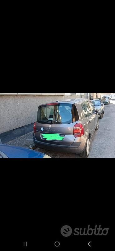 Usata Renault Modus 85 CV (62 kW) 2010 Grigio Monovolume