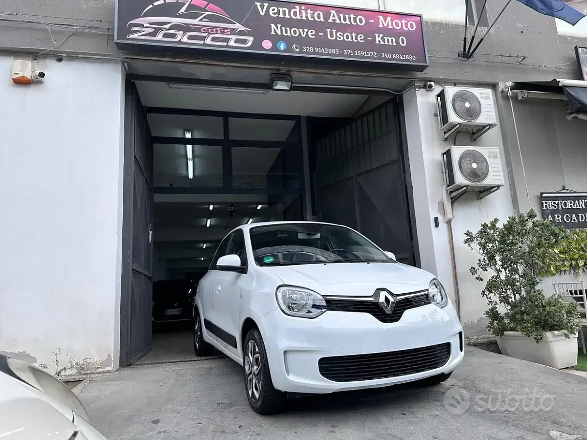 Usata Renault Twingo Intens 65 CV (47 kW) 2020 Bianco Utilitaria