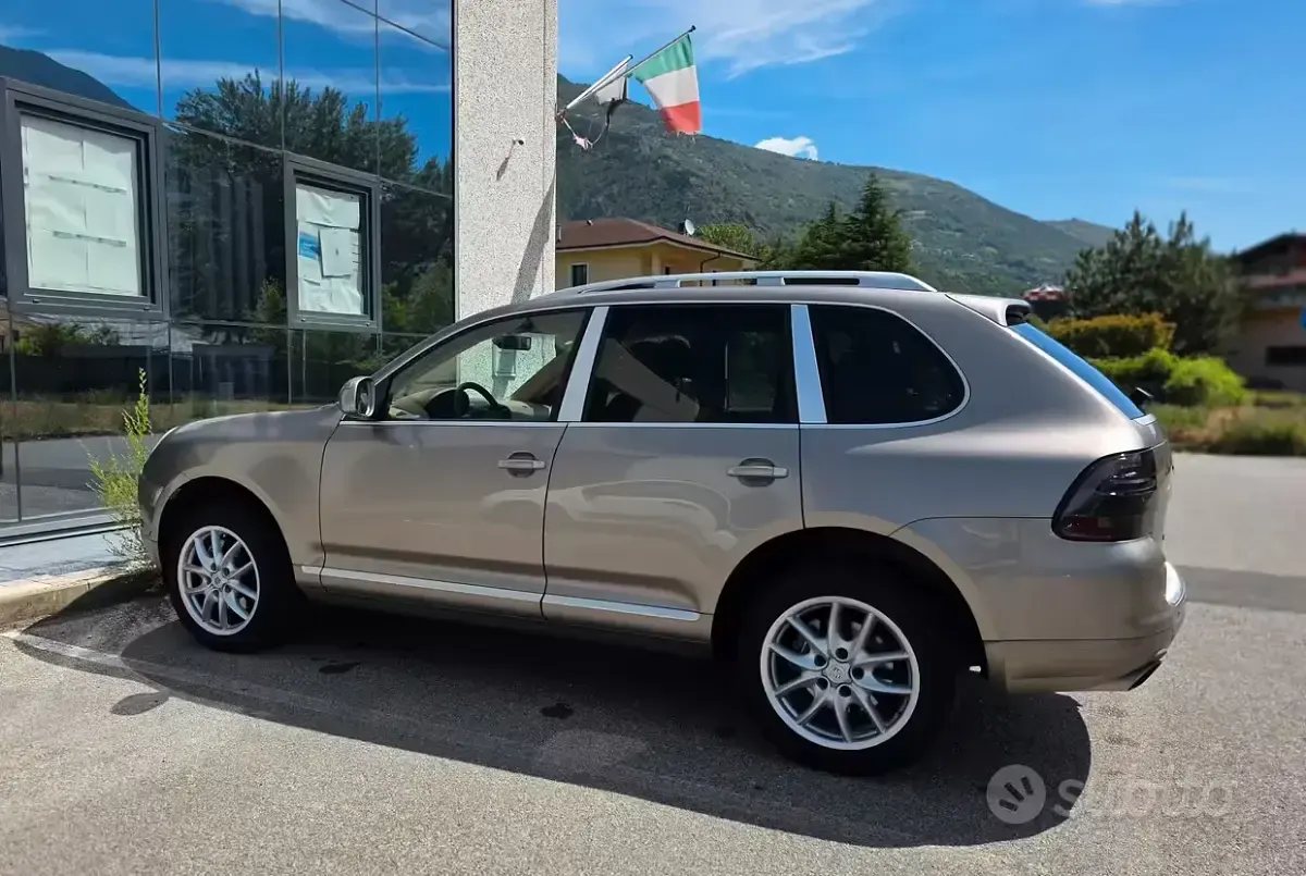 Usata Porsche Cayenne 250 CV (183 kW) 2006 SUV