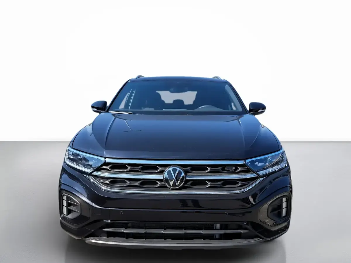 Usata VW T-Roc R-line 2025 Deep black perlato SUV