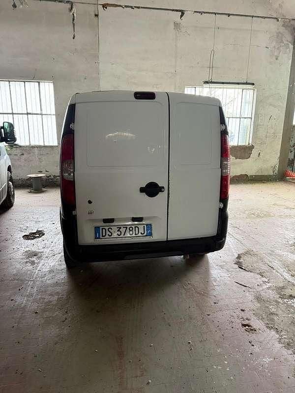 Usata Fiat Doblò Dynamic 84 CV (61 kW) 2008 Monovolume