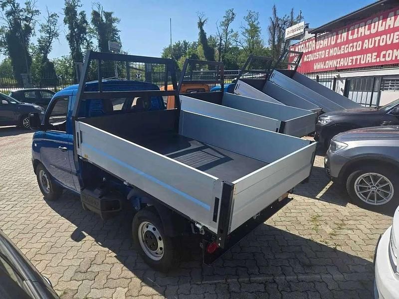 Nuova Piaggio Porter 106 CV (77 kW) 2025 Rosso Furgone