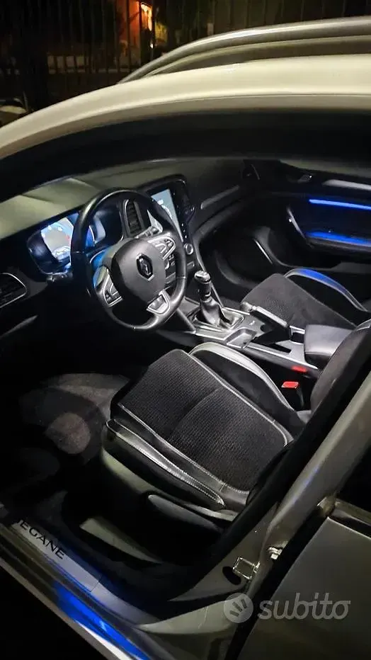 Usata Renault Mégane GrandTour 131 CV (96 kW) 2017 Grigio Station wagon