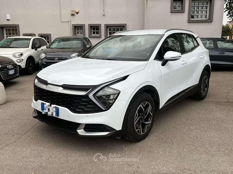 Usata Kia Sportage 136 CV (100 kW) 2023 Bianco metallizzato SUV
