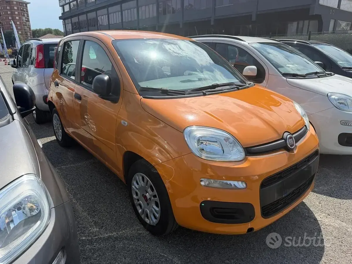 Usata Fiat Panda Easy 69 CV (50 kW) 2020 Arancione Utilitaria