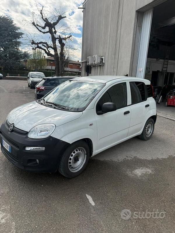 Usata Fiat Panda 75 CV (55 kW) 2015 Bianco Utilitaria