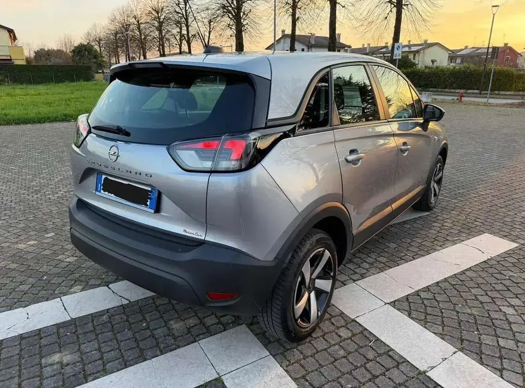 Usata Opel Crossland Design & Tech 110 CV (80 kW) 2021 SUV