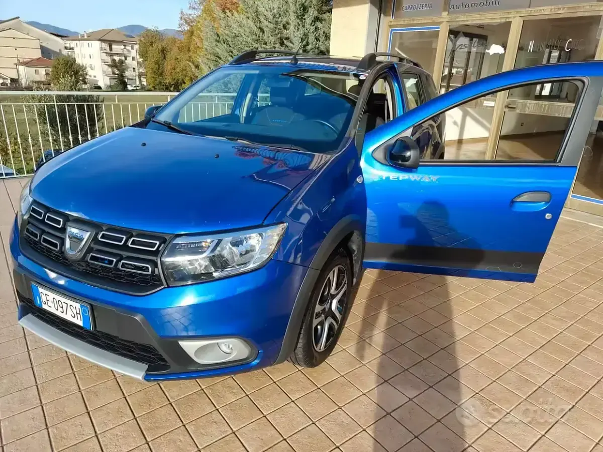Begagnad Dacia Logan MCV Stepway 95 HK (69 kW) 2020 Blå Kombi