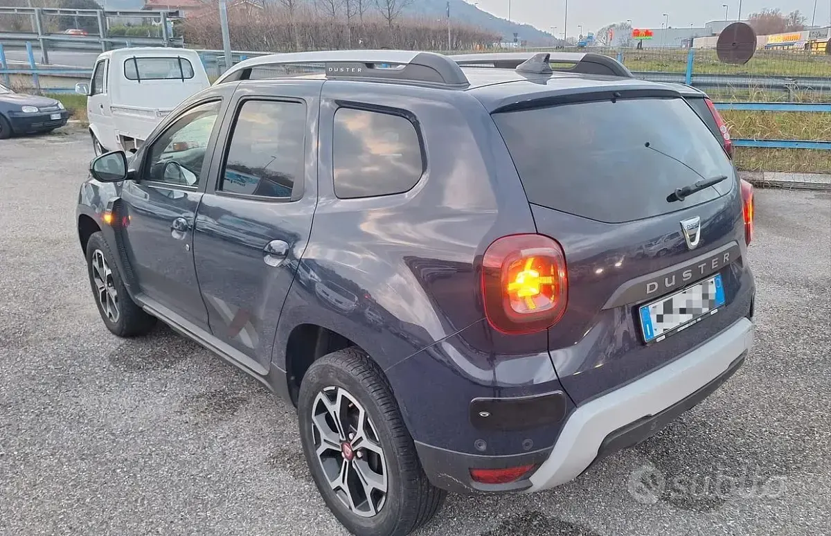 Usata Dacia Duster 101 CV (74 kW) 2020 Blu SUV