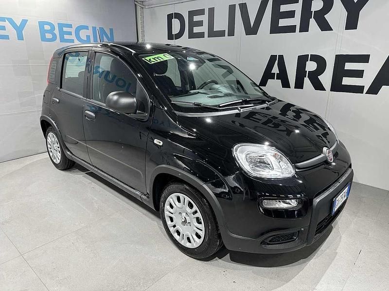 Usata Fiat Panda S 69 CV (50 kW) 2024 Nero Utilitaria