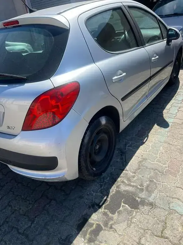 Usata Peugeot 207 68 CV (50 kW) 2009 Grigio Coupé
