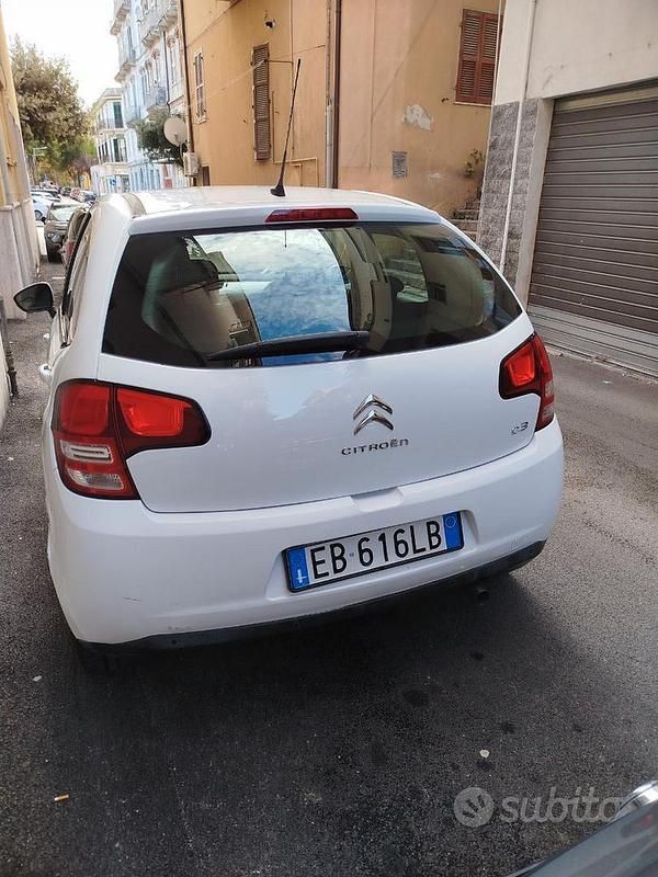 Usata Citroën C3 Exclusive 70 CV (51 kW) 2012 Bianco Berlina