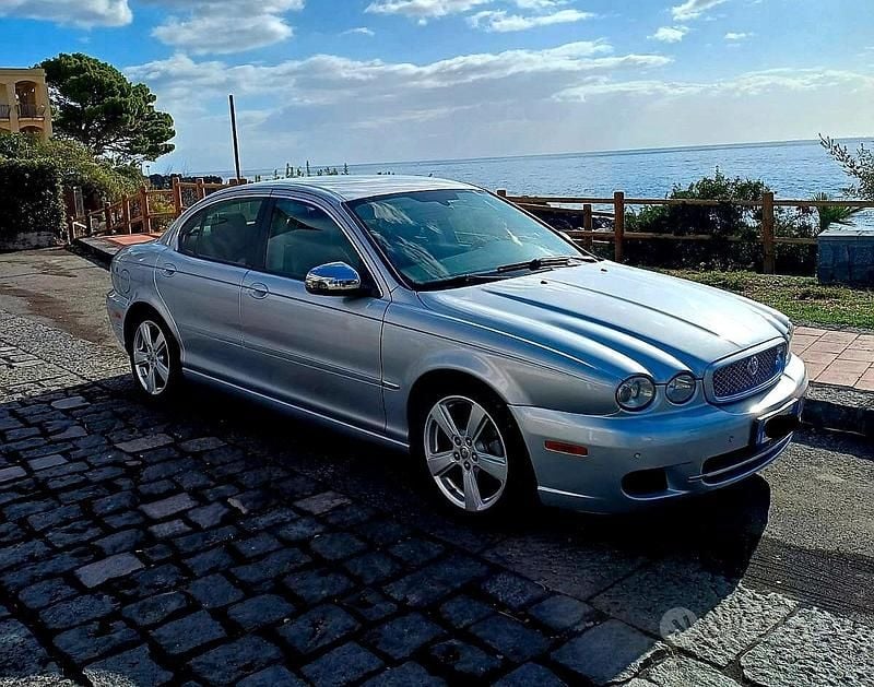 Usata Jaguar X-type Executive 2010 Grigio Berlina