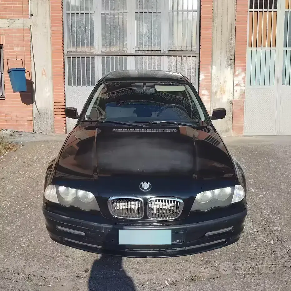 Usata BMW 320 136 CV (100 kW) 2002 Nero Berlina