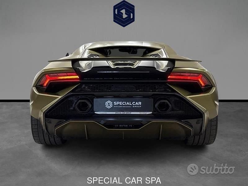 Usata Lamborghini Huracán 640 CV (470 kW) 2024 Verde Coupé