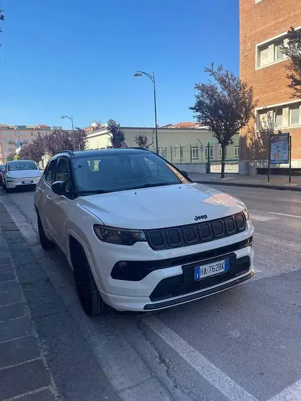 Usata Jeep Compass 131 CV (96 kW) 2024 Bianco SUV