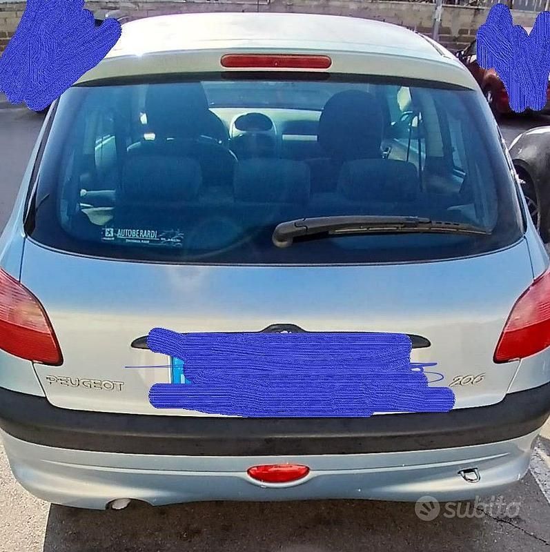 Usata Peugeot 206 60 CV (44 kW) 2002 Blu Utilitaria