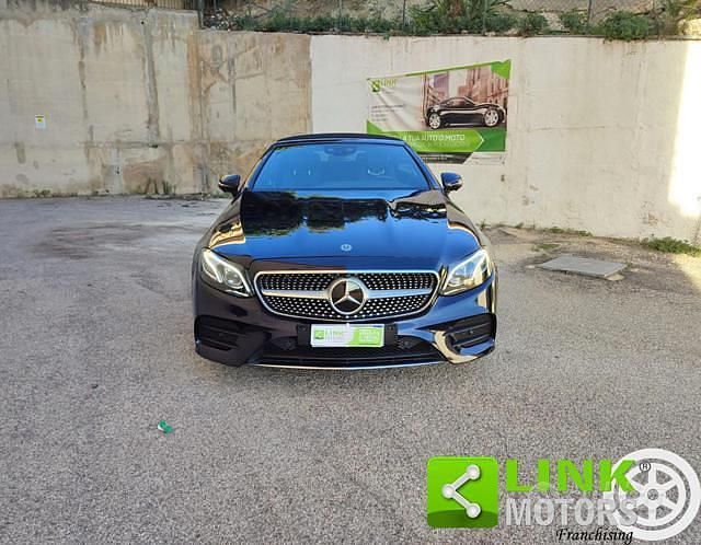 Usata Mercedes E220 Premium 194 CV (142 kW) 2019 Blu Cabrio