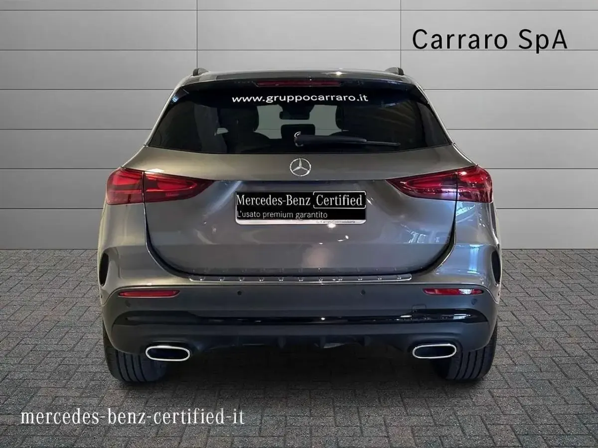 Usata Mercedes GLA200 150 CV (110 kW) 2025 Grigio montagna SUV