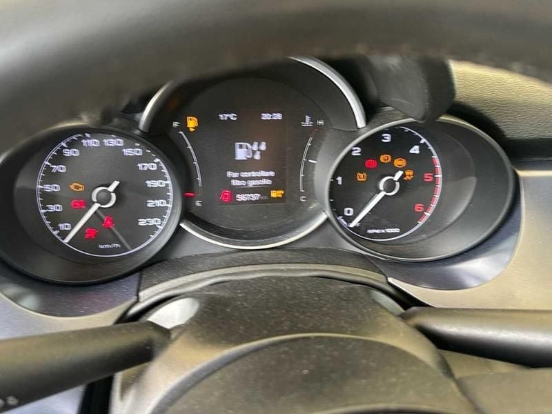 Usata Fiat 500X Club 95 CV (69 kW) 2022 Bianco SUV