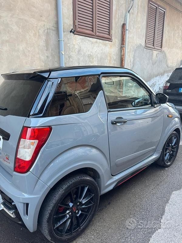 Usata Ligier JS50 2024 Grigio Utilitaria