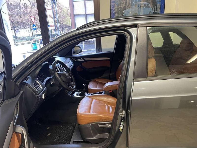 Usata Audi Q3 Advanced Plus 170 CV (125 kW) 2012 Grigio SUV