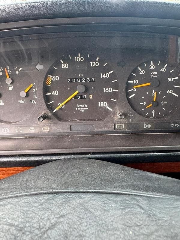 Usata Mercedes G300 88 CV (64 kW) 1990 Verde SUV