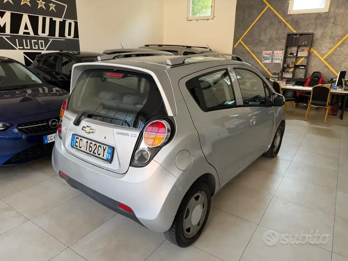 Usata Chevrolet Spark LS 68 CV (50 kW) 2011 Grigio Utilitaria