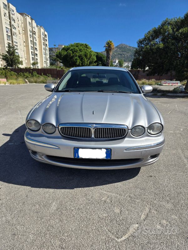 Usata 2005 Jaguar X-type Tre volumi | 2200 € (Cara) - Immagine 1/4