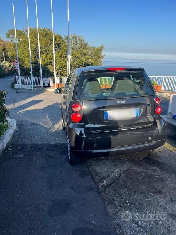 Usata Smart ForTwo Coupé 45 CV (33 kW) 2011 Utilitaria