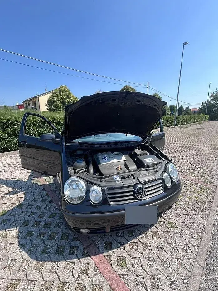 Usata VW Polo 75 CV (55 kW) 2003 Nero Utilitaria