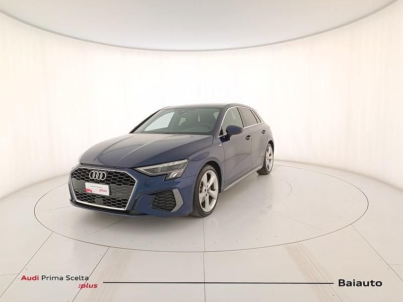 Usata Audi A3 S-Line 150 CV (110 kW) 2024 Blu Berlina