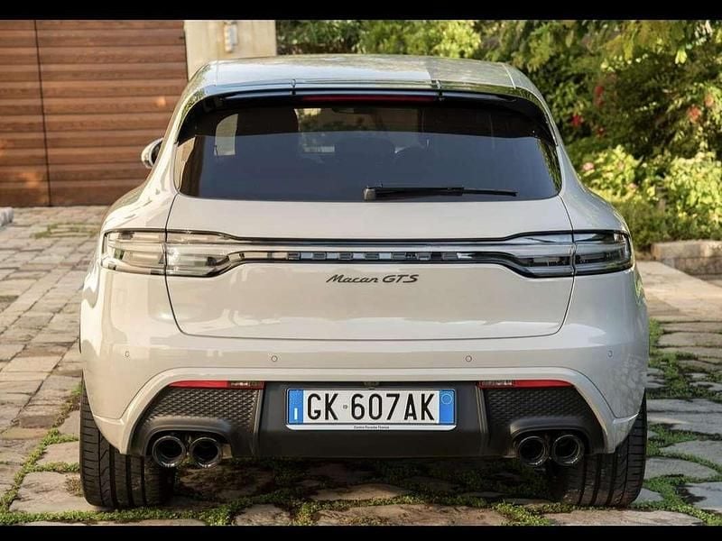 Usata Porsche Macan 441 CV (324 kW) 2022 Argento SUV
