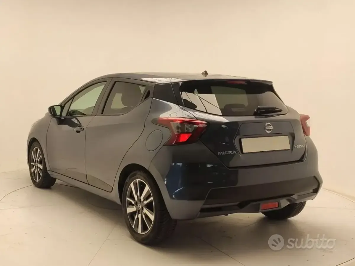Usata Nissan Micra 92 CV (67 kW) 2021 Grigio Utilitaria