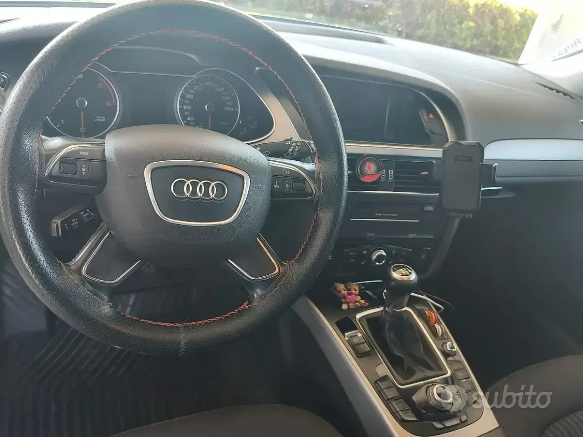 Usata Audi A4 Business Plus 143 CV (105 kW) 2013 Nero Station wagon